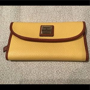 Dooney & Bourke Continental Clutch Wallet - Lemon